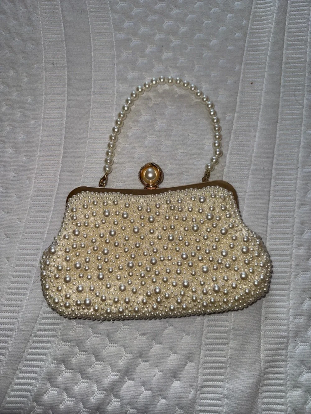 Pearl-Embellished Cream Evening Clutch - Elegant Pearl Handle
